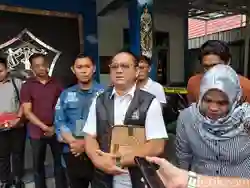 Keluarga Juwita Menyambut Kabar Bahwa Oknum TNI AL Telah Jadi Tersangka dan Ditahan